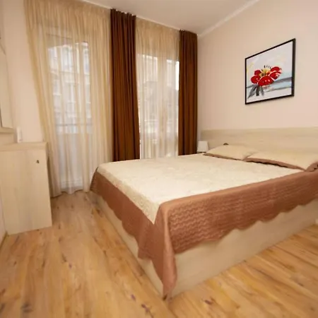2-bedroom Pool View Sunny Apartamento Sunny Beach